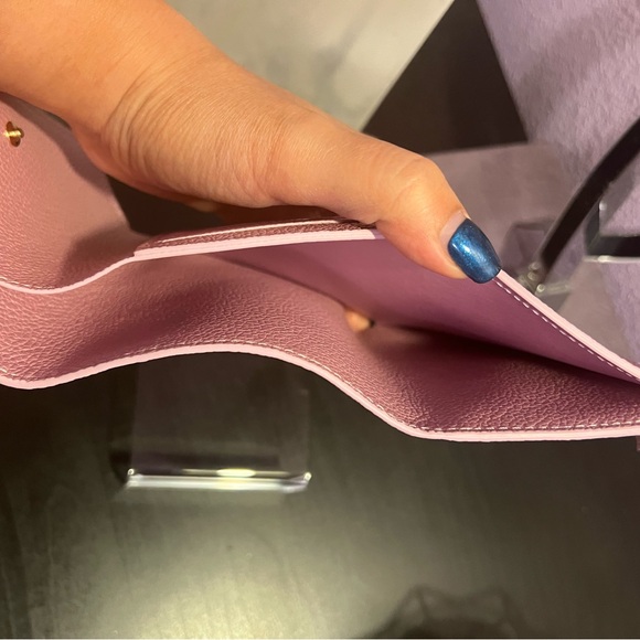 Louis Vuitton Victorine Wallet - Picture 7 of 8